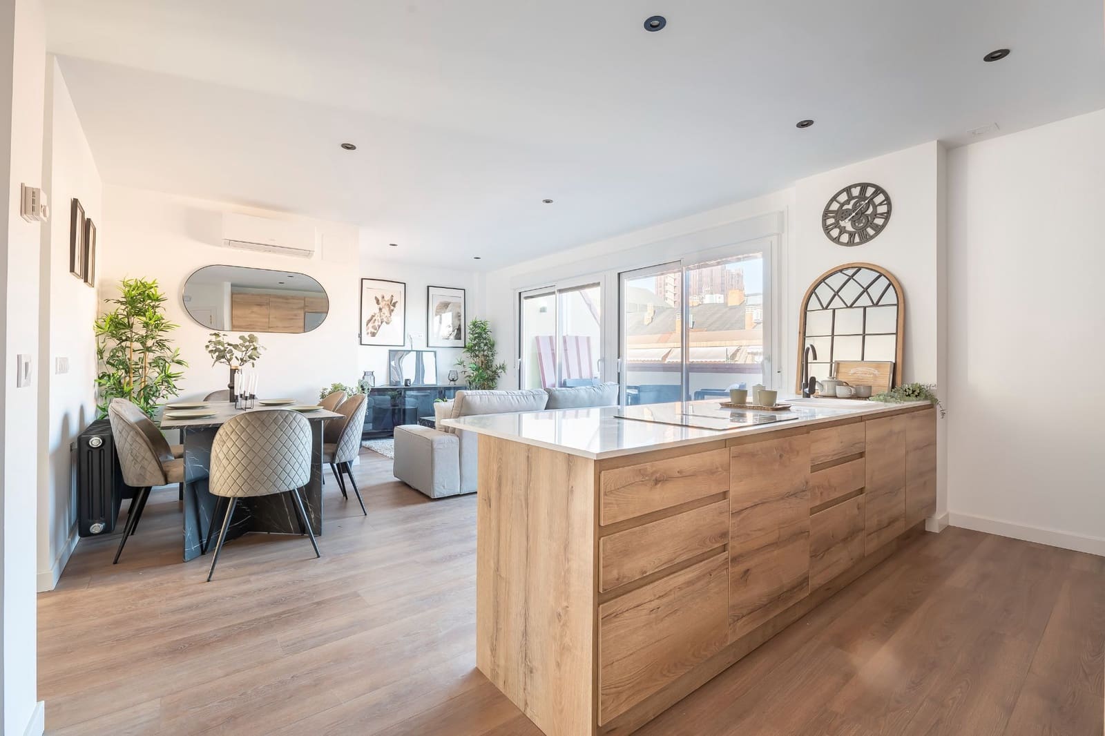 3 soverom Penthouse til salgs i Madrid by med svømmebasseng - € 949 000 (Ref: 9421869)