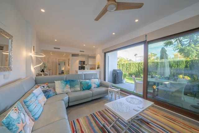 Apartamento de 3 habitaciones en Javea / Xàbia en venta con piscina garaje - 629.000 € (Ref: 9421870)