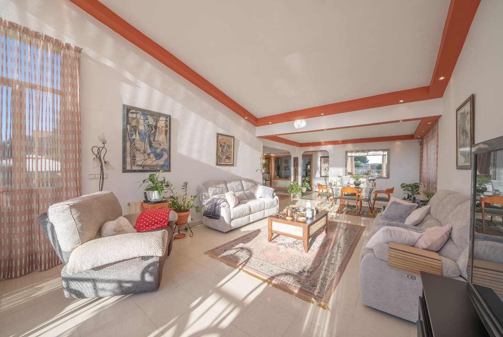 3 soverom Villa til salgs i Valencia by med svømmebasseng garasje - € 650 000 (Ref: 9426870)