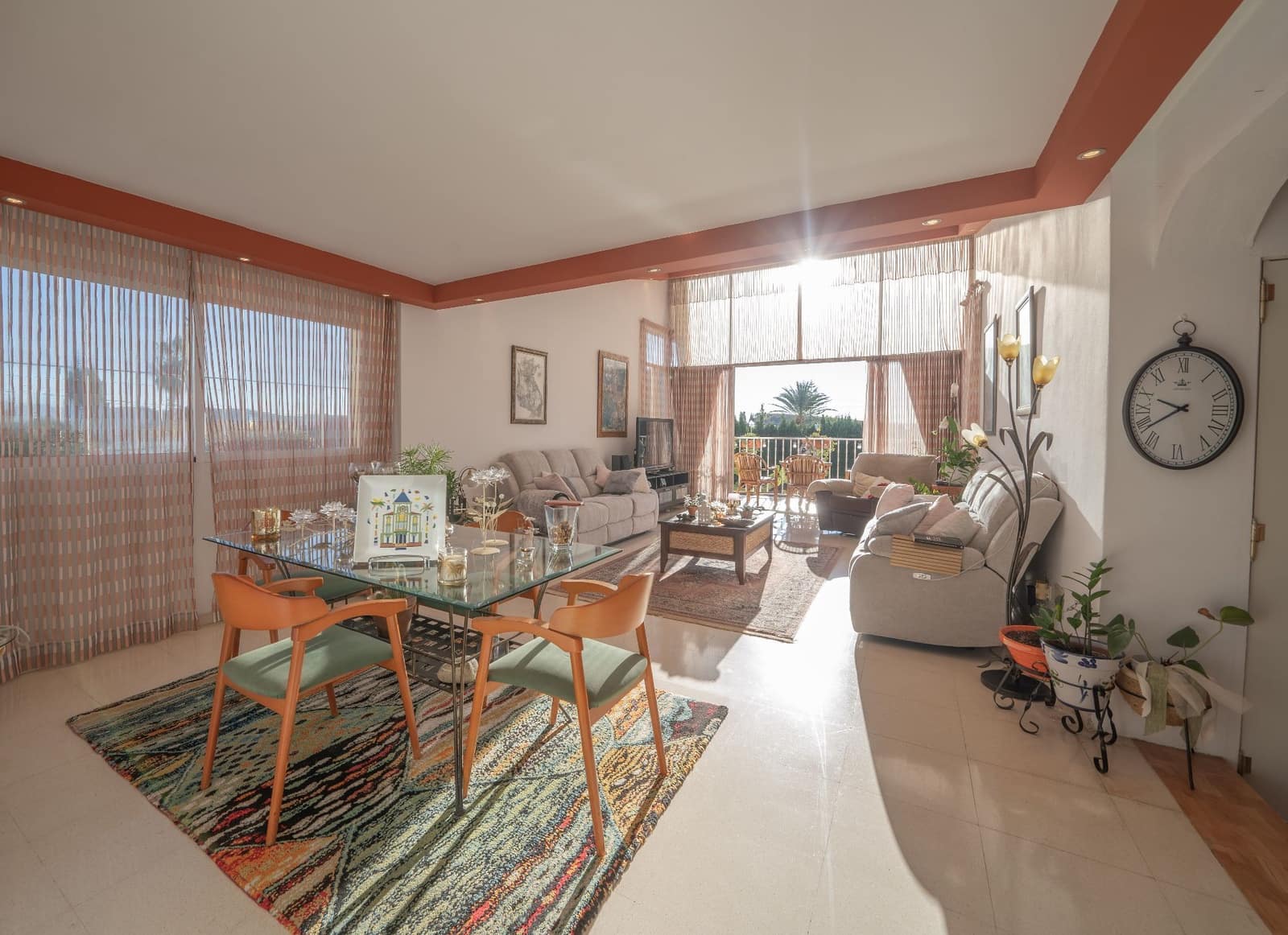 3 soverom Villa til salgs i Valencia by med svømmebasseng garasje - € 650 000 (Ref: 9426870)