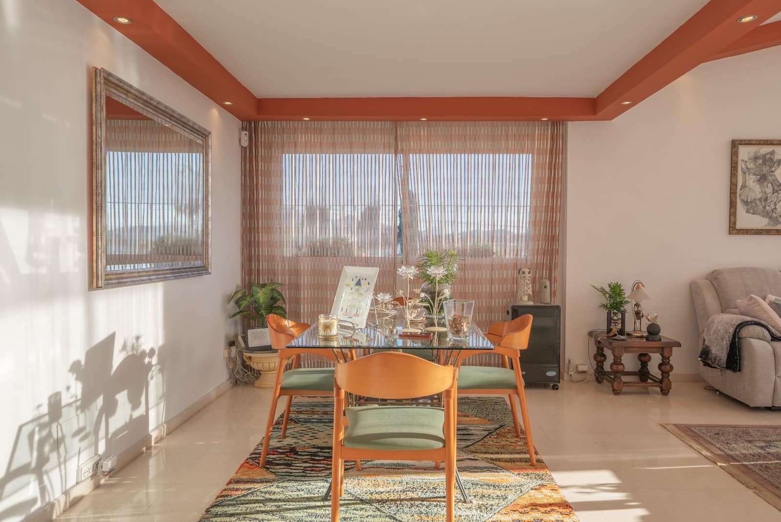 3 soverom Villa til salgs i Valencia by med svømmebasseng garasje - € 650 000 (Ref: 9426870)