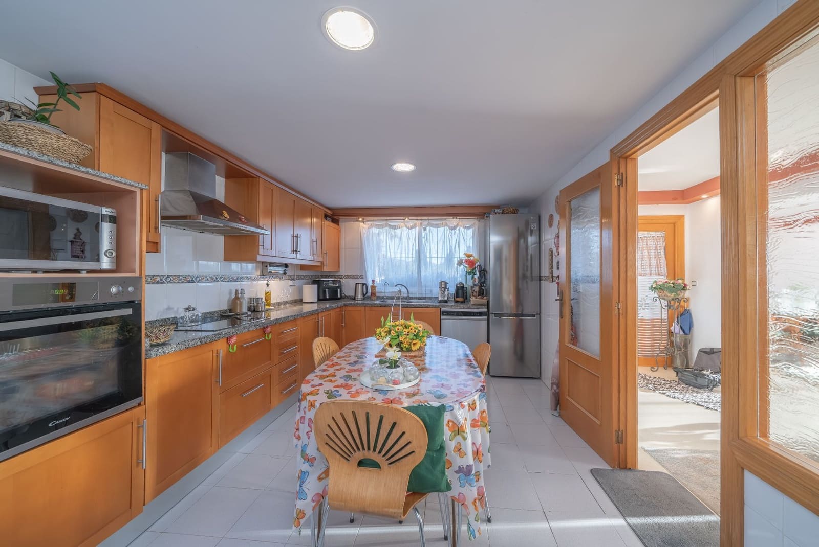 3 soverom Villa til salgs i Valencia by med svømmebasseng garasje - € 650 000 (Ref: 9426870)