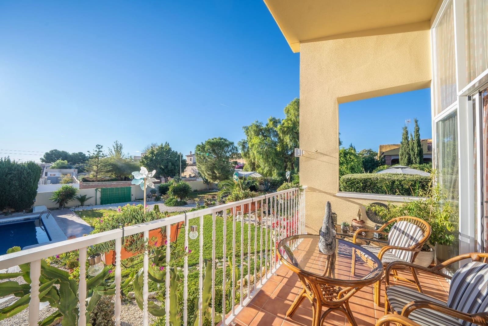 3 soverom Villa til salgs i Valencia by med svømmebasseng garasje - € 650 000 (Ref: 9426870)