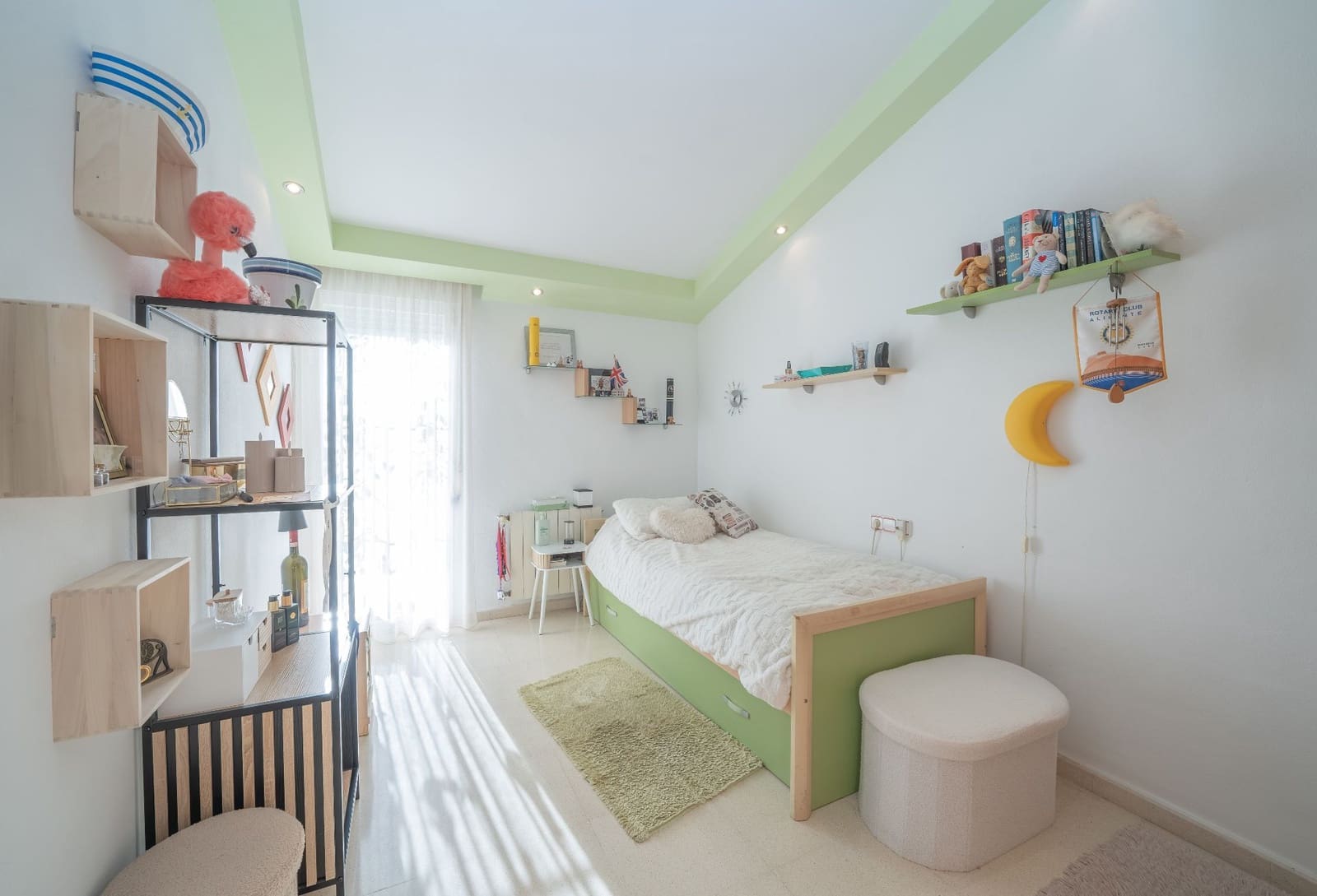 3 soverom Villa til salgs i Valencia by med svømmebasseng garasje - € 650 000 (Ref: 9426870)