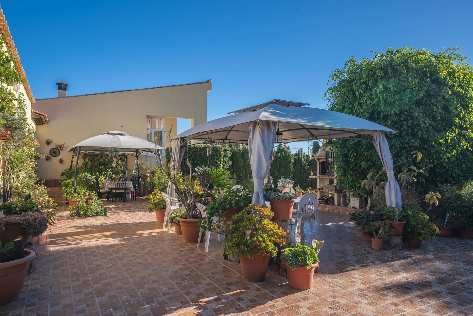 3 soverom Villa til salgs i Valencia by med svømmebasseng garasje - € 650 000 (Ref: 9426870)