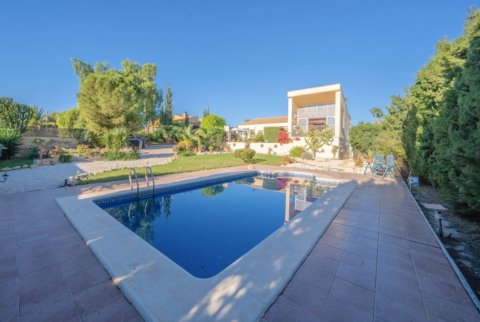 3 soverom Villa til salgs i Valencia by med svømmebasseng garasje - € 650 000 (Ref: 9426870)