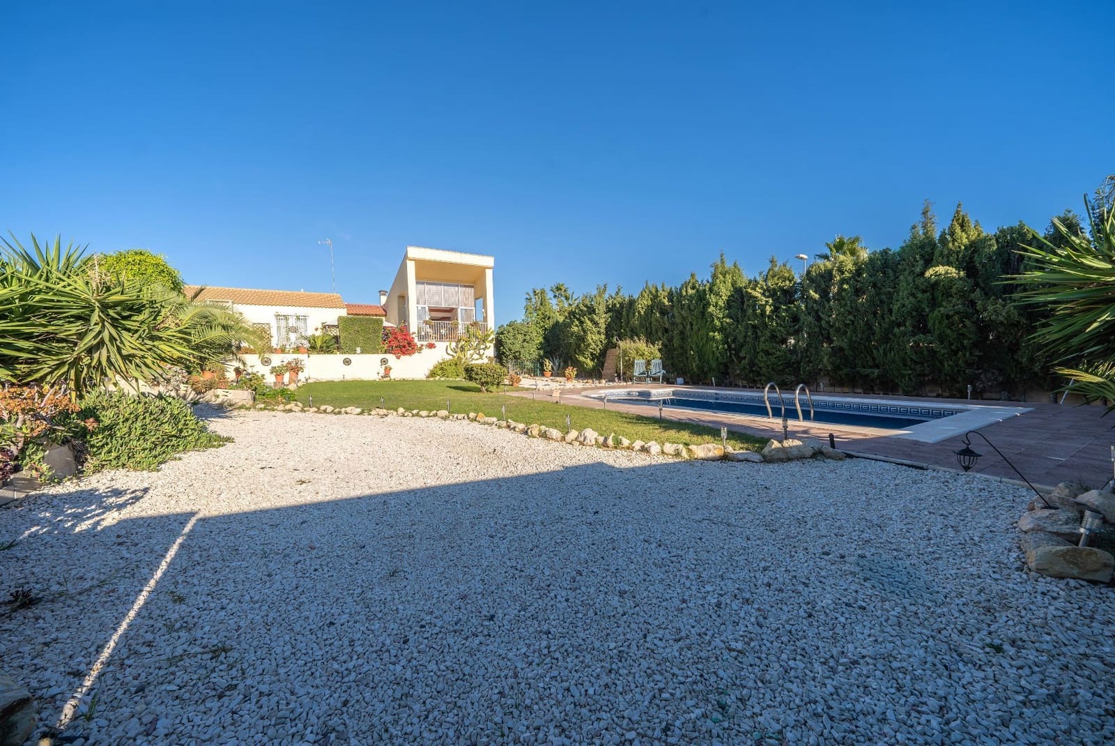 3 soverom Villa til salgs i Valencia by med svømmebasseng garasje - € 650 000 (Ref: 9426870)