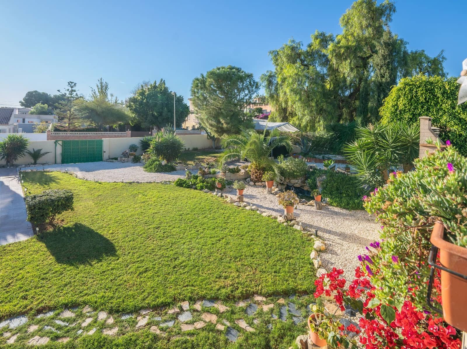 3 soverom Villa til salgs i Valencia by med svømmebasseng garasje - € 650 000 (Ref: 9426870)