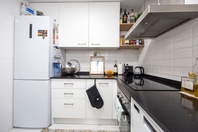 4 quarto Apartamento para venda em Alicante cidade - 360 000 € (Ref: 9426871)