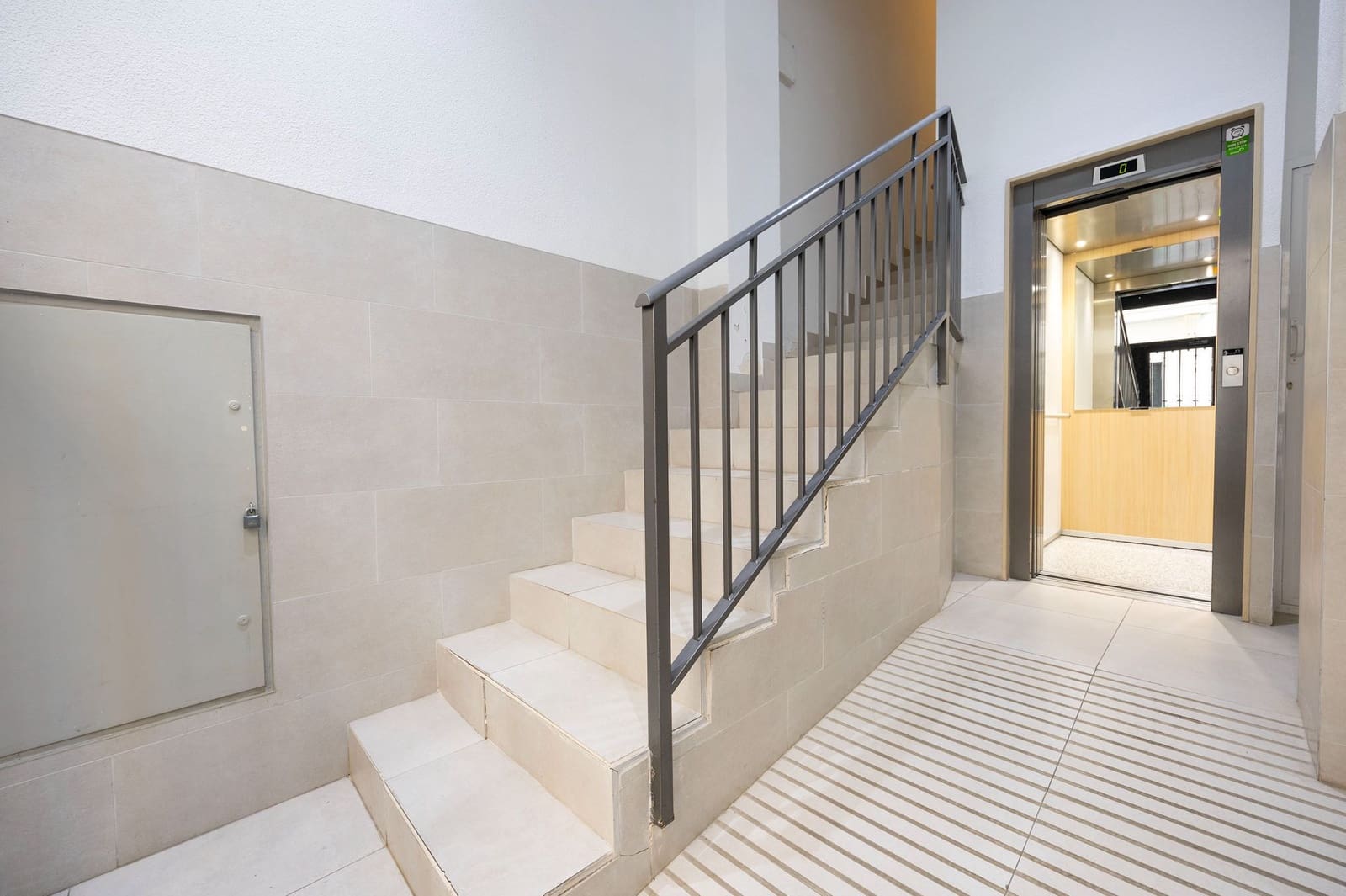 4 quarto Apartamento para venda em Alicante cidade - 360 000 € (Ref: 9426871)