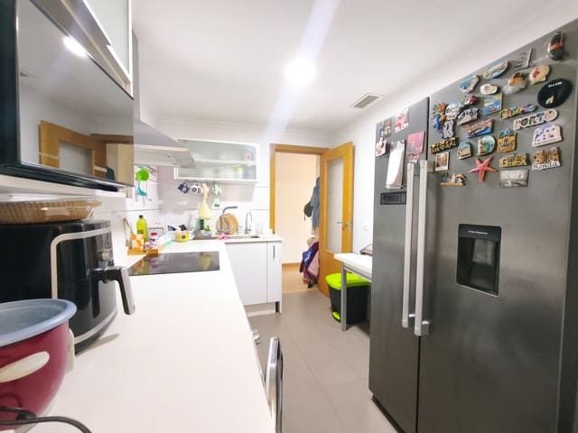 3 bedroom Flat for sale in San Vicente / Sant Vicent del Raspeig with pool garage - € 270,000 (Ref: 9426872)