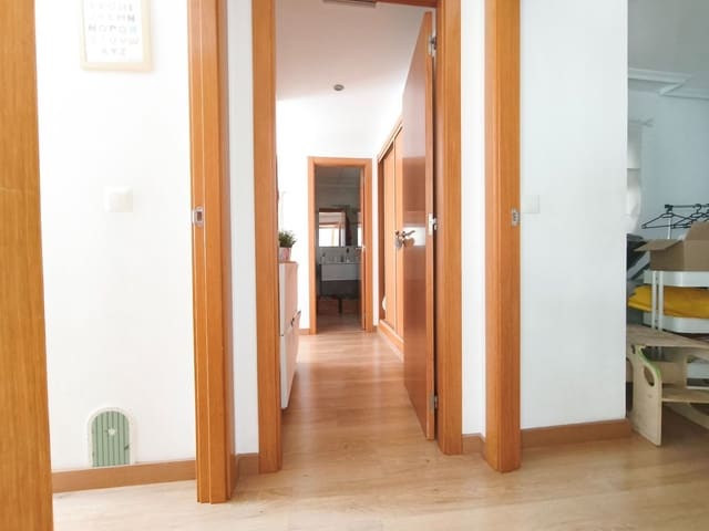 3 bedroom Flat for sale in San Vicente / Sant Vicent del Raspeig with pool garage - € 270,000 (Ref: 9426872)