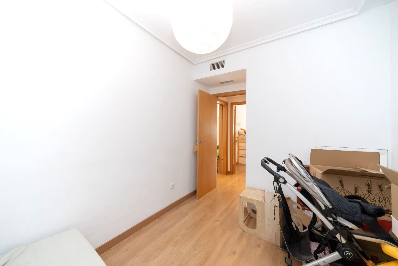 3 bedroom Flat for sale in San Vicente / Sant Vicent del Raspeig with pool garage - € 270,000 (Ref: 9426872)