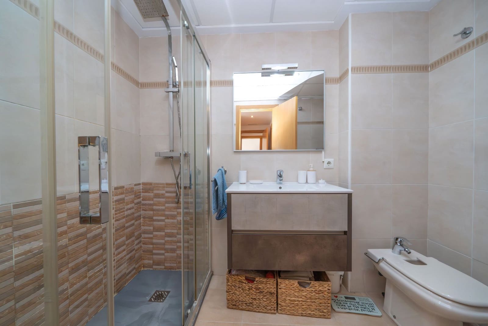 3 bedroom Flat for sale in San Vicente / Sant Vicent del Raspeig with pool garage - € 270,000 (Ref: 9426872)