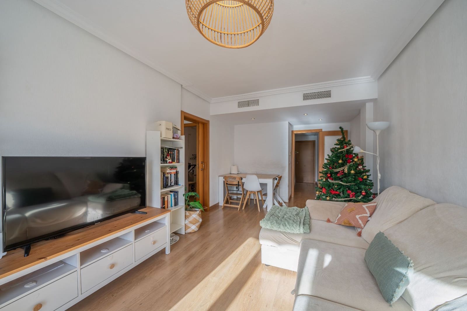 3 bedroom Flat for sale in San Vicente / Sant Vicent del Raspeig with pool garage - € 270,000 (Ref: 9426872)