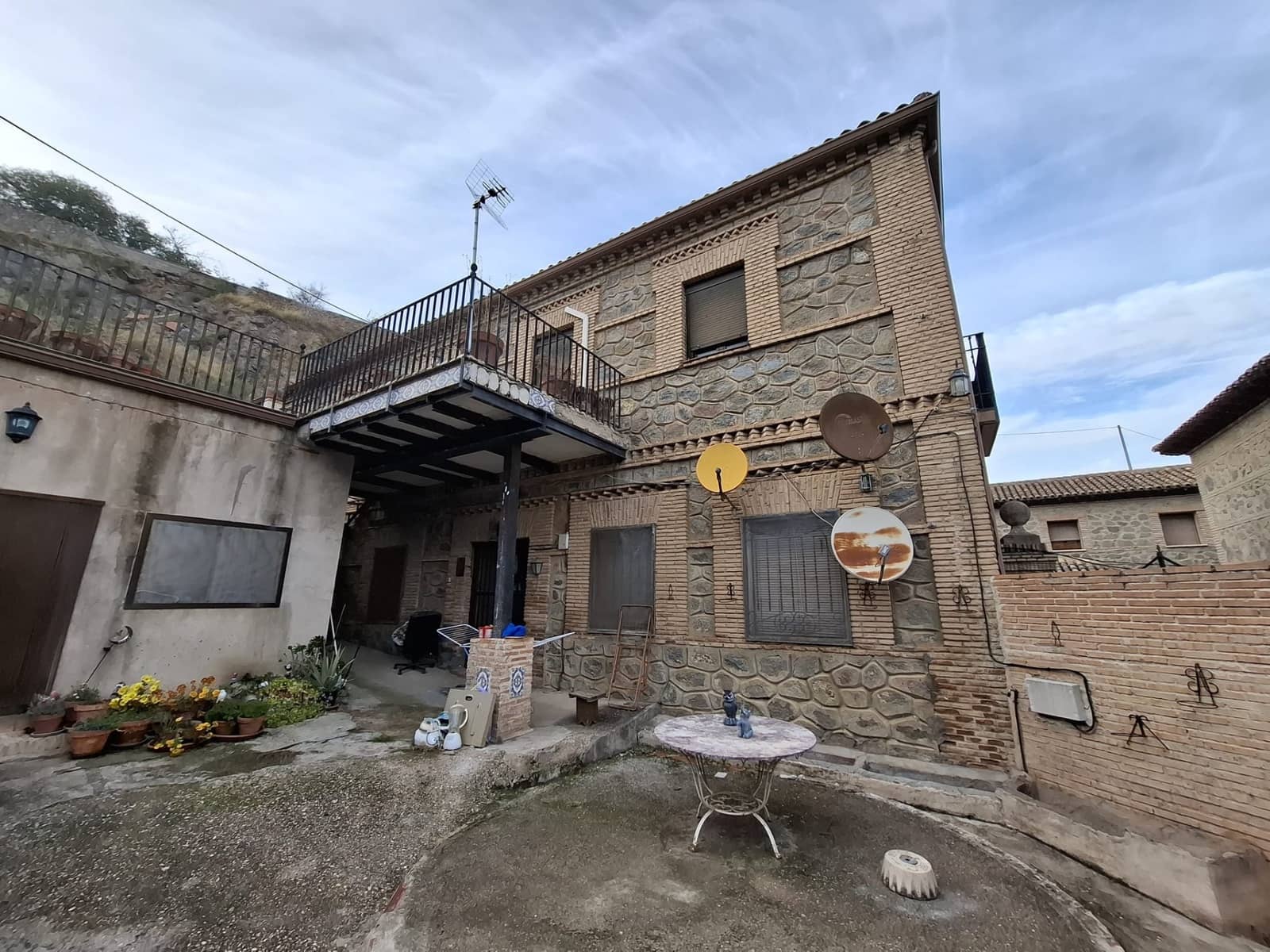 6 slaapkamer Villa te koop in Toledo stad met garage - € 675.000 (Ref: 9426873)