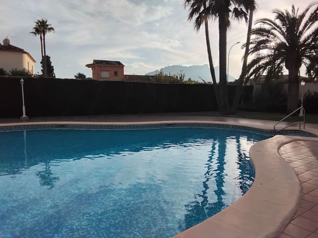 2 soveværelse Semi-Rækkehus til salg i Els Poblets med swimmingpool garage - € 263.500 (Ref: 9426876)