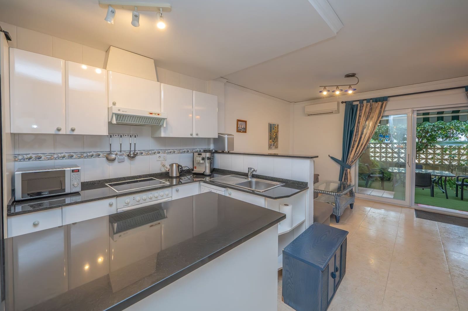 2 bedroom Semi-detached Villa for sale in Els Poblets with pool garage - € 263,500 (Ref: 9426876)