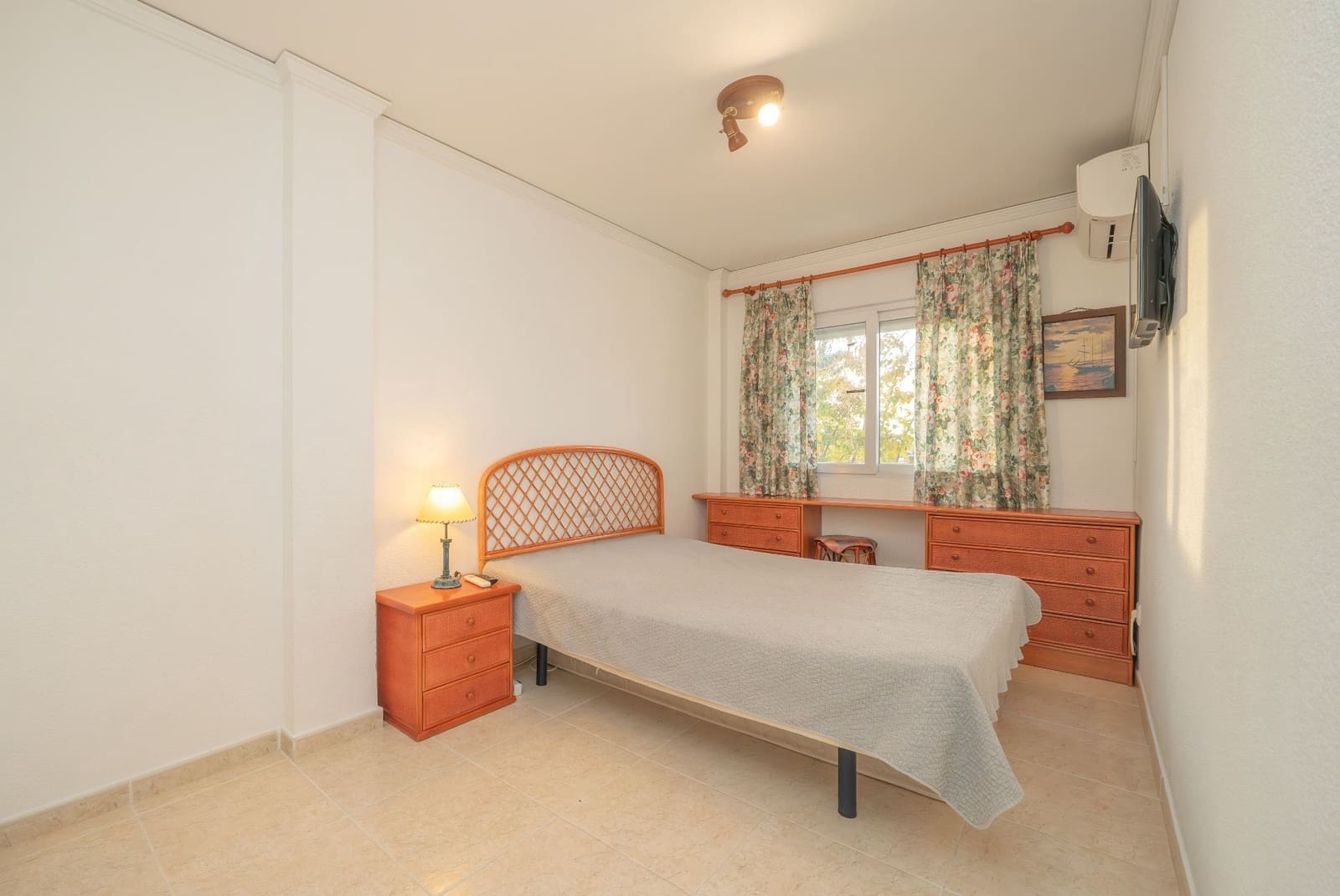 2 bedroom Semi-detached Villa for sale in Els Poblets with pool garage - € 263,500 (Ref: 9426876)