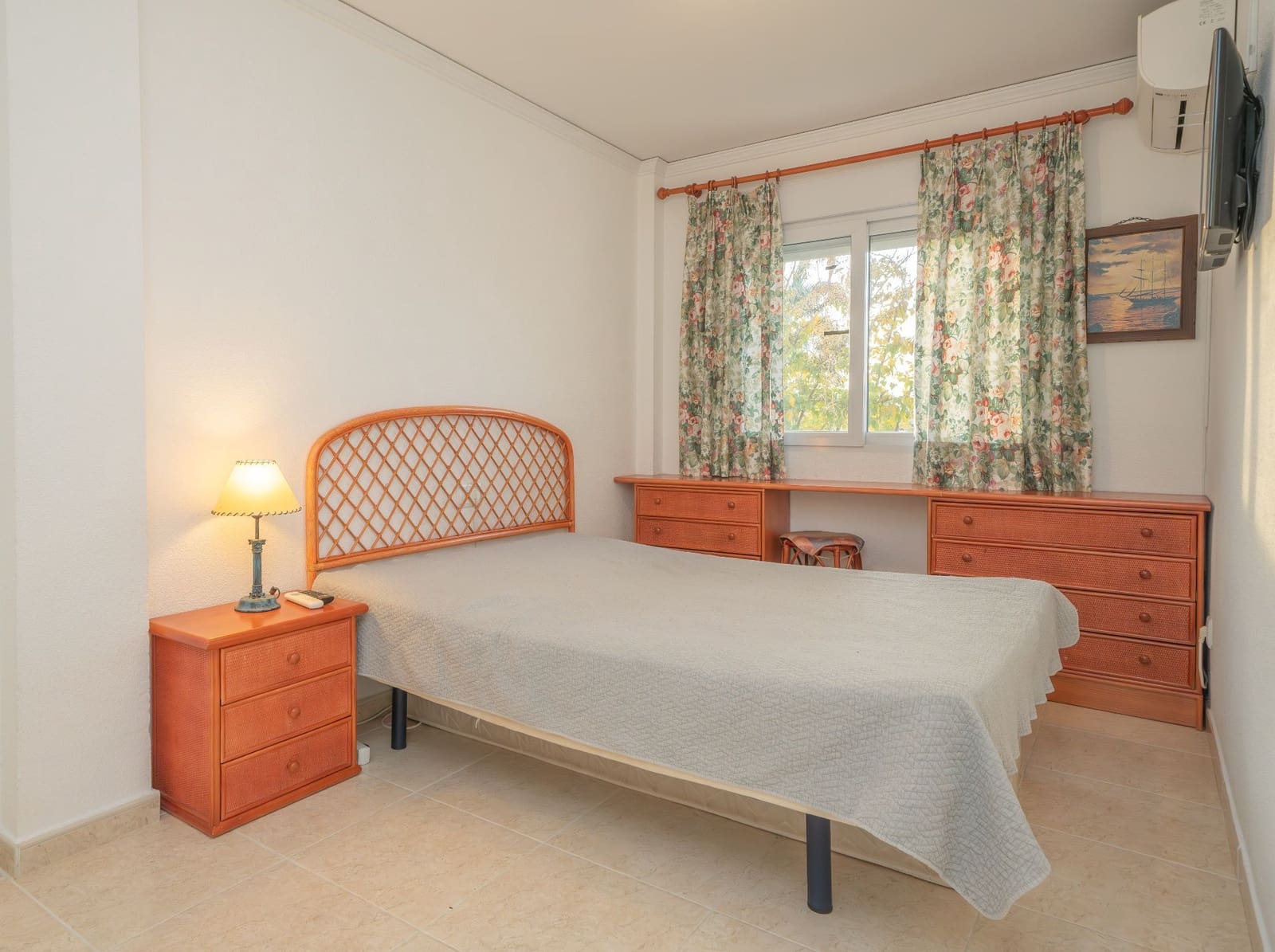 2 bedroom Semi-detached Villa for sale in Els Poblets with pool garage - € 263,500 (Ref: 9426876)