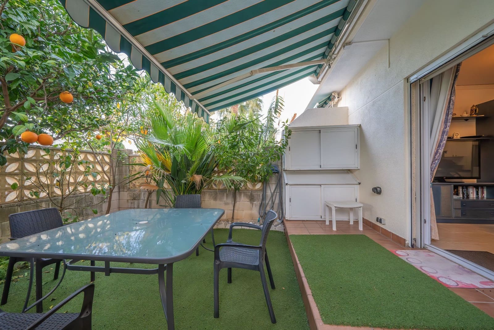 2 bedroom Semi-detached Villa for sale in Els Poblets with pool garage - € 263,500 (Ref: 9426876)