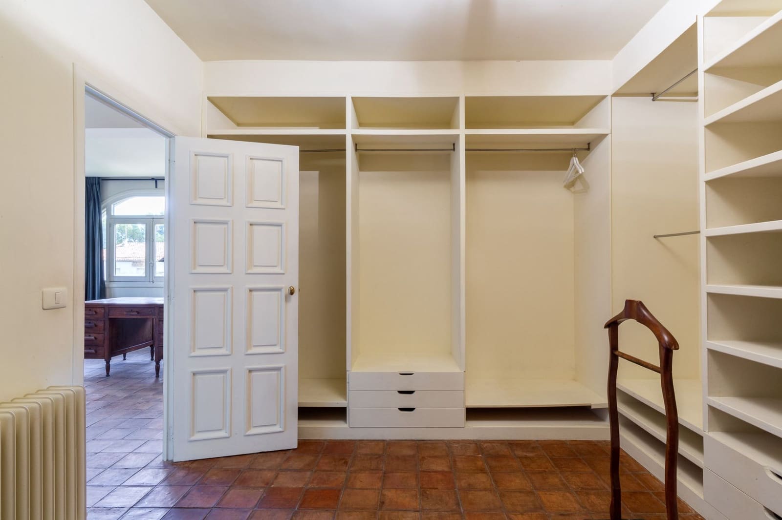 2 soverom Villa til salgs i Paterna med svømmebasseng garasje - € 950 000 (Ref: 9426877)