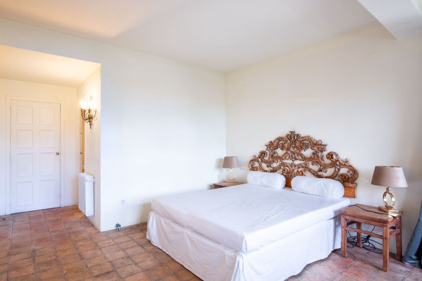 2 soverom Villa til salgs i Paterna med svømmebasseng garasje - € 950 000 (Ref: 9426877)