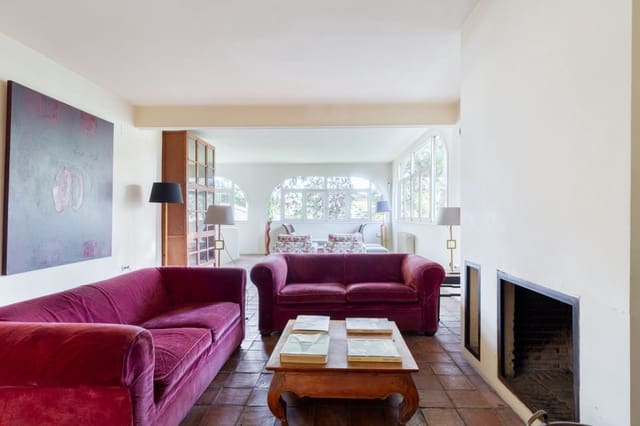 2 bedroom Villa for sale in Paterna with pool garage - € 950,000 (Ref: 9426877)