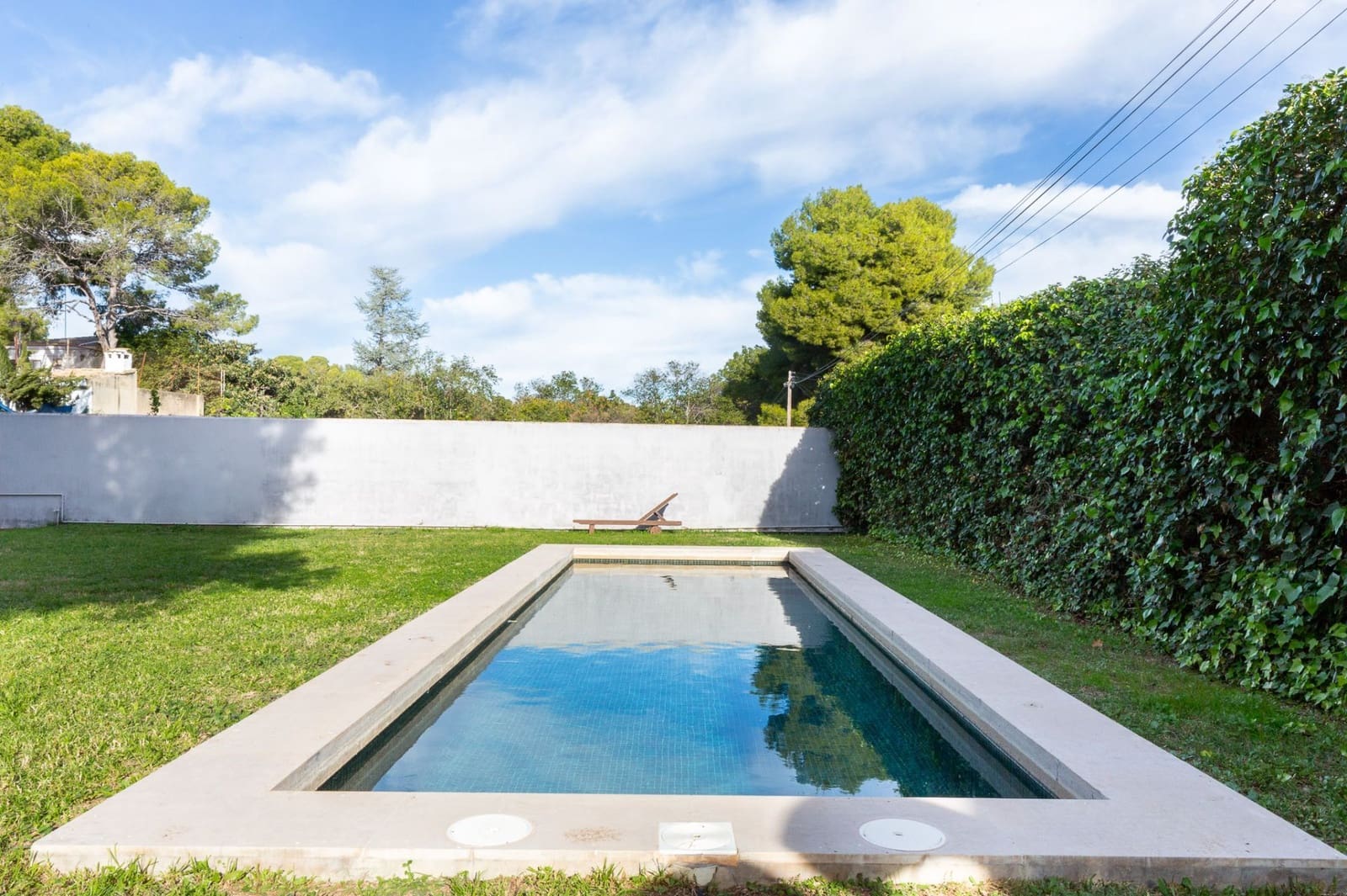 2 soverom Villa til salgs i Paterna med svømmebasseng garasje - € 950 000 (Ref: 9426877)