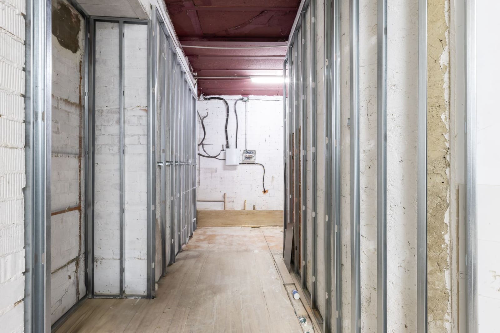 Kommersiell til salgs i Valencia by - € 700 000 (Ref: 9430801)