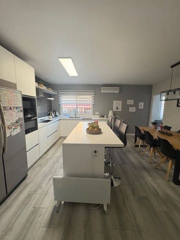 3 makuuhuone Paritalo myytävänä paikassa Puerto de la Torre, Málaga kaupunki - 437 000 € (Ref: 9430803)