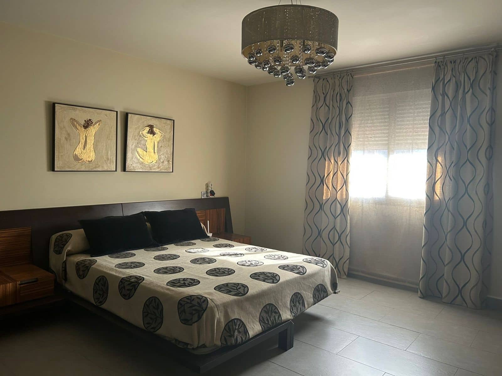 4 bedroom Villa for sale in Rojales with garage - € 389,000 (Ref: 9433055)