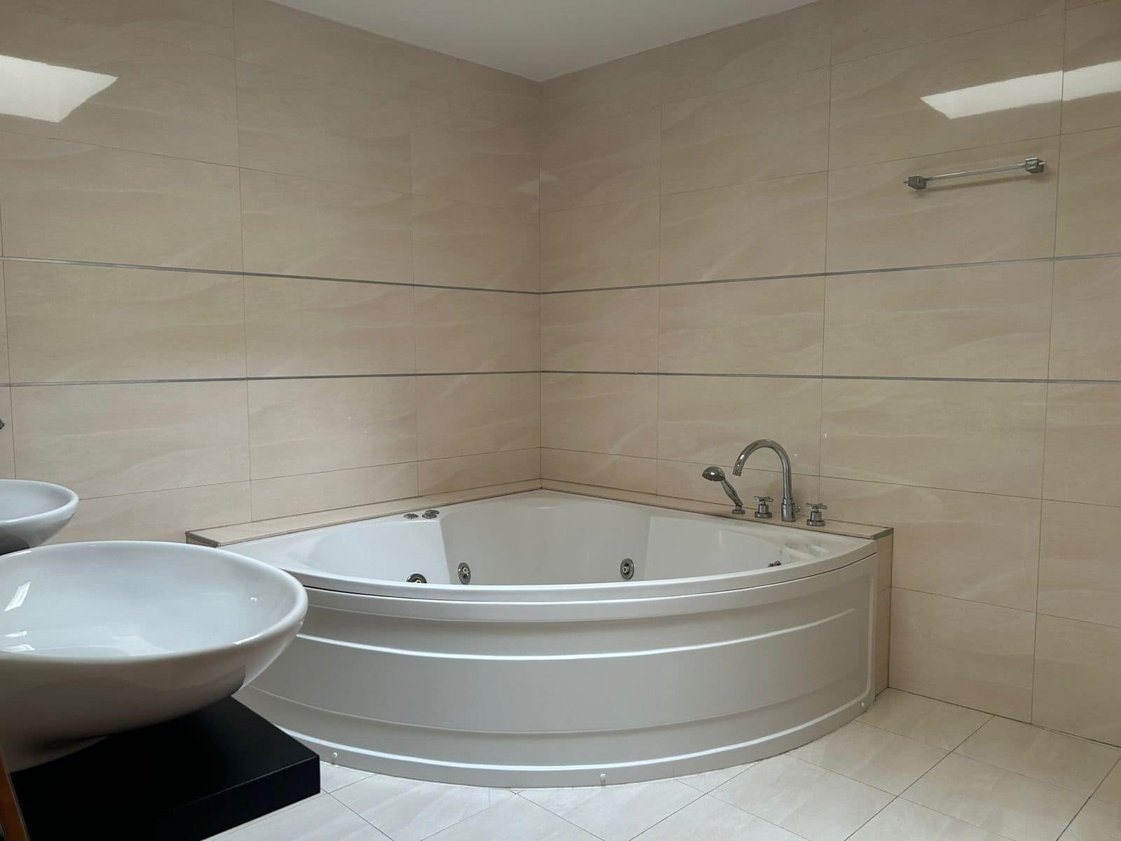 4 bedroom Villa for sale in Rojales with garage - € 389,000 (Ref: 9433055)