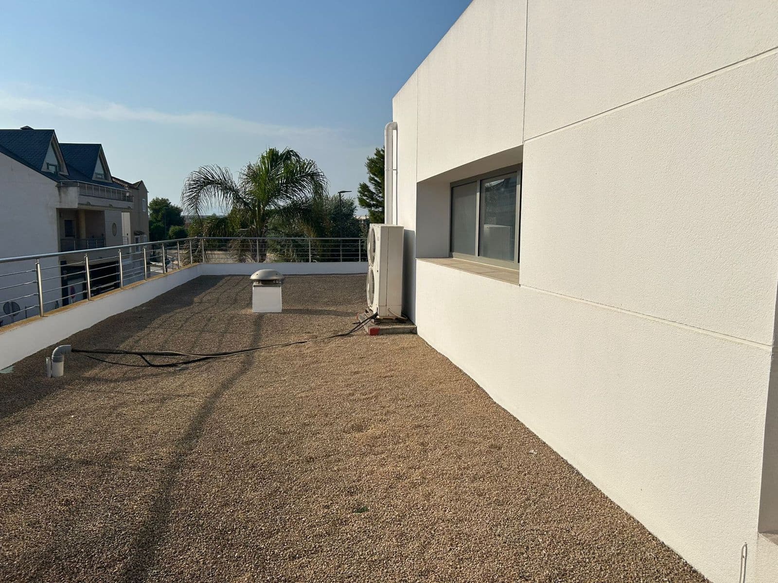 4 bedroom Villa for sale in Rojales with garage - € 389,000 (Ref: 9433055)