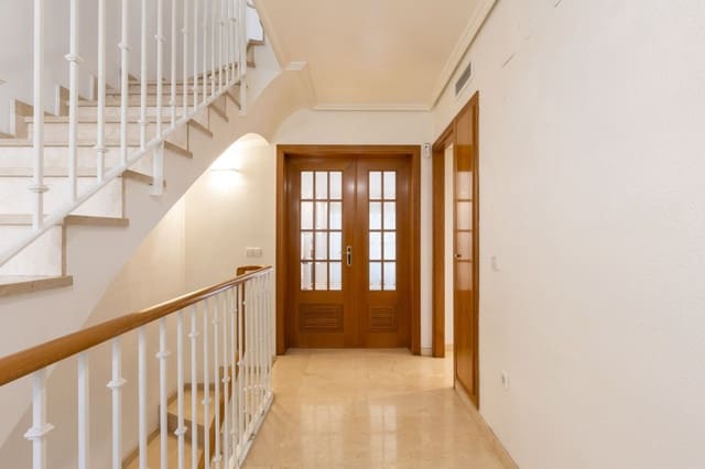 4 soveværelse Semi-Rækkehus til leje i Alboraya / Alboraia med garage - € 3.500 (Ref: 9436701)