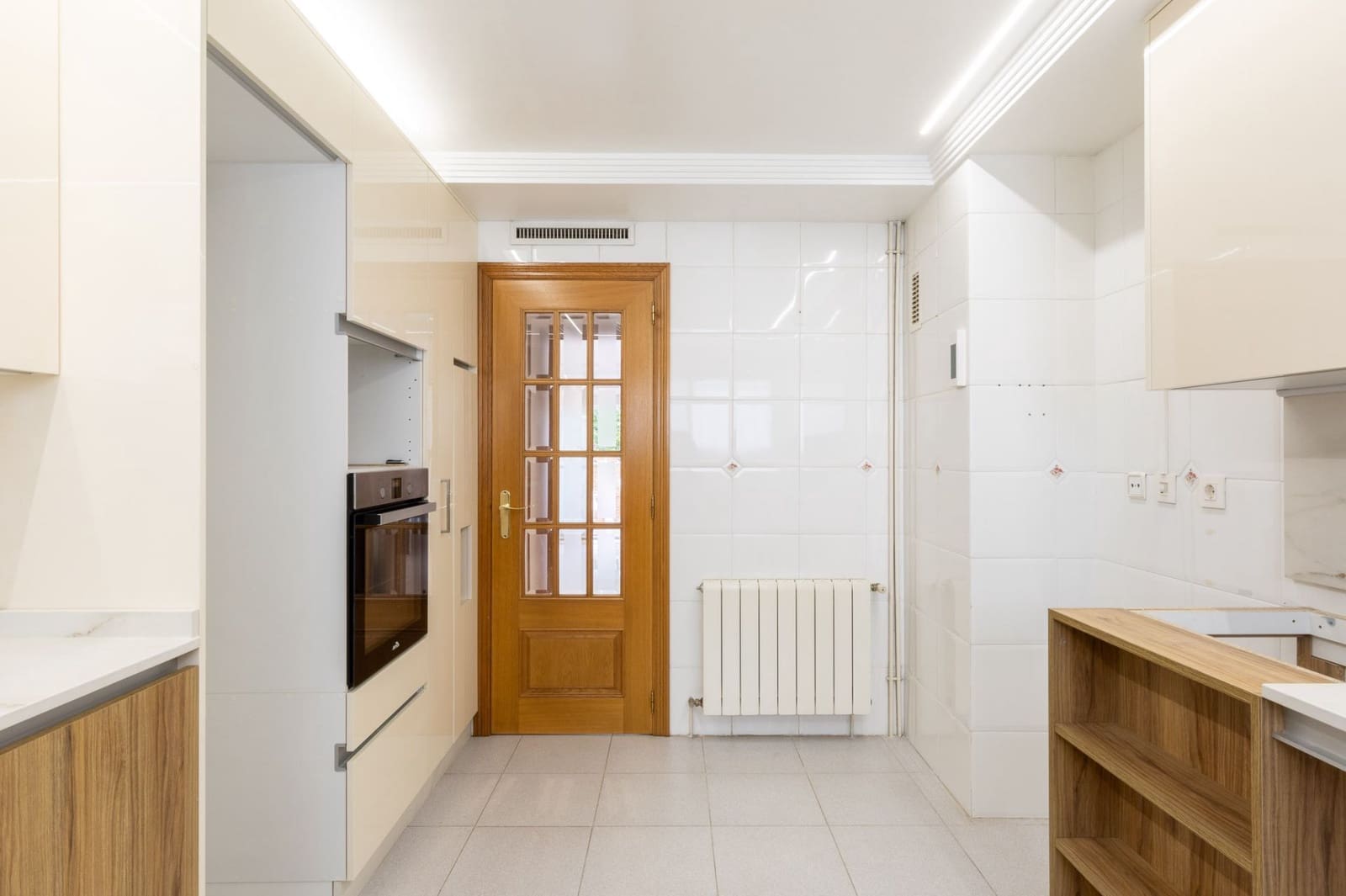 4 sovrum Semi-fristående Villa att hyra i Alboraya / Alboraia med garage - 3 500 € (Ref: 9436701)