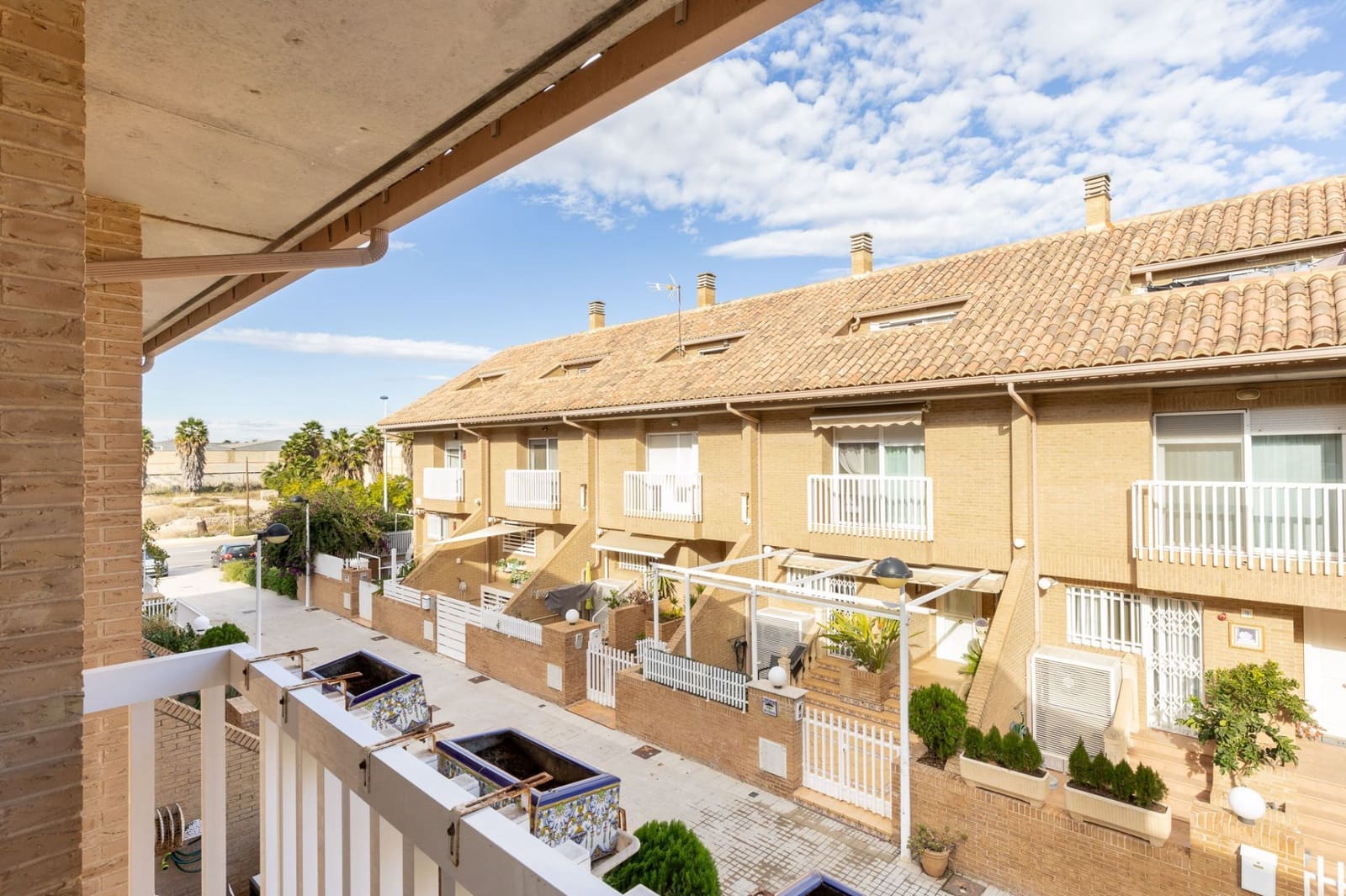 4 sovrum Semi-fristående Villa att hyra i Alboraya / Alboraia med garage - 3 500 € (Ref: 9436701)