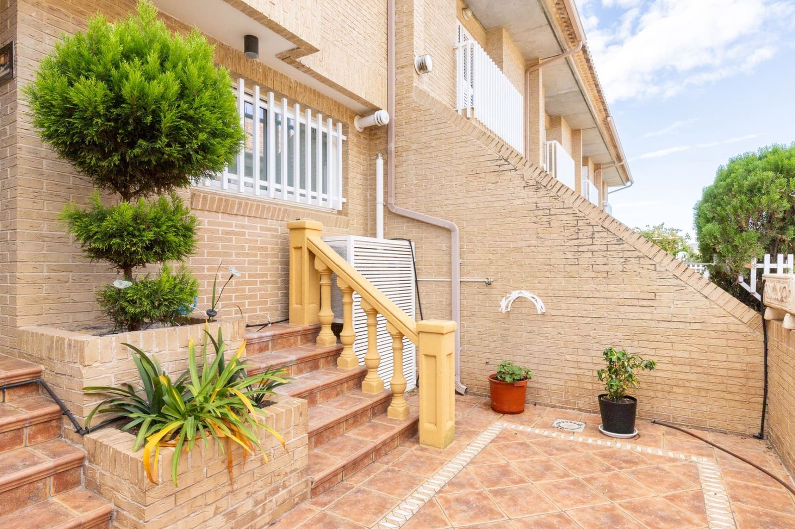 4 sovrum Semi-fristående Villa att hyra i Alboraya / Alboraia med garage - 3 500 € (Ref: 9436701)