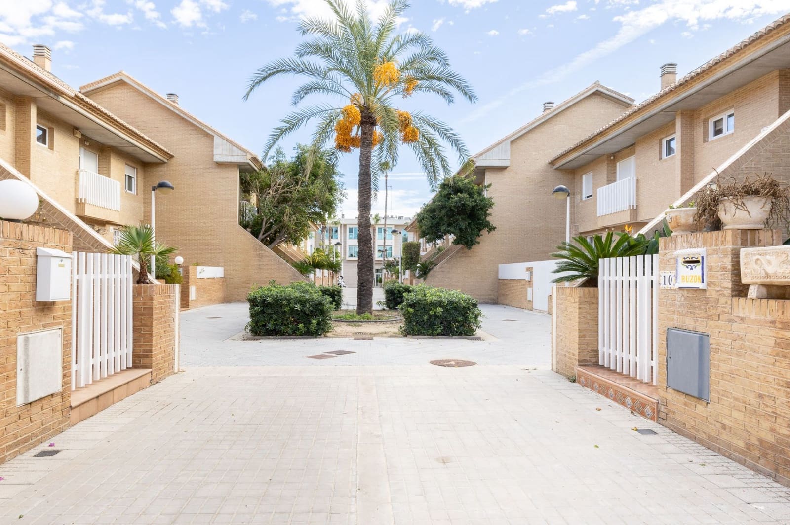 4 sovrum Semi-fristående Villa att hyra i Alboraya / Alboraia med garage - 3 500 € (Ref: 9436701)