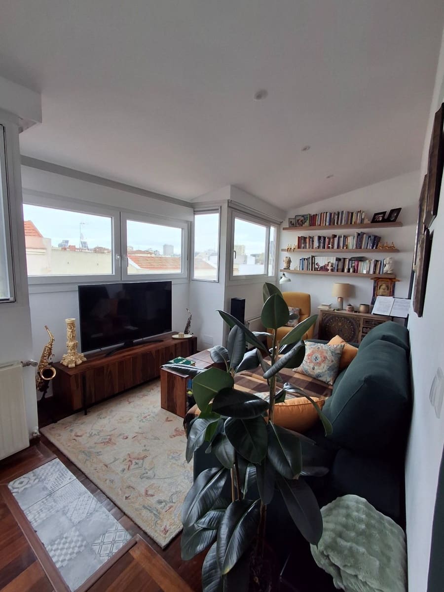 Penthouse til salgs i Madrid by - € 515 000 (Ref: 9439483)