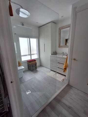 Penthouse til salgs i Madrid by - € 515 000 (Ref: 9439483)