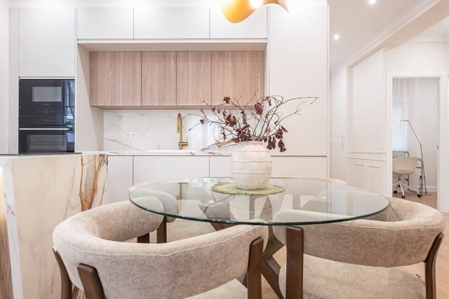 3 sovrum Lägenhet till salu i Madrid stad - 870 000 € (Ref: 9439485)