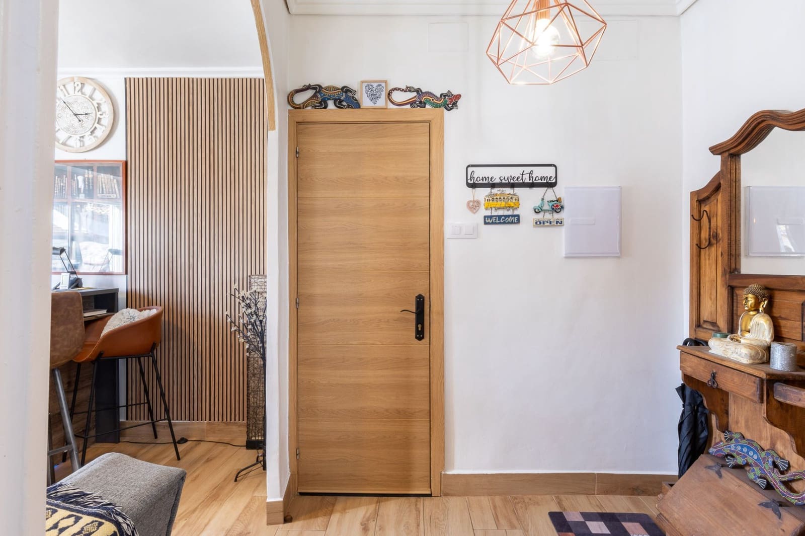 Casa de 3 habitaciones en Oliva en venta - 160.000 € (Ref: 9445770)