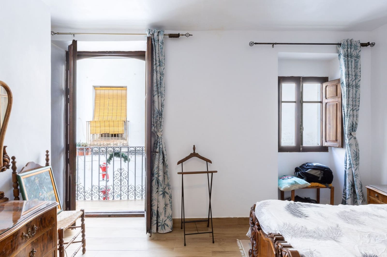 Casa de 3 habitaciones en Oliva en venta - 160.000 € (Ref: 9445770)