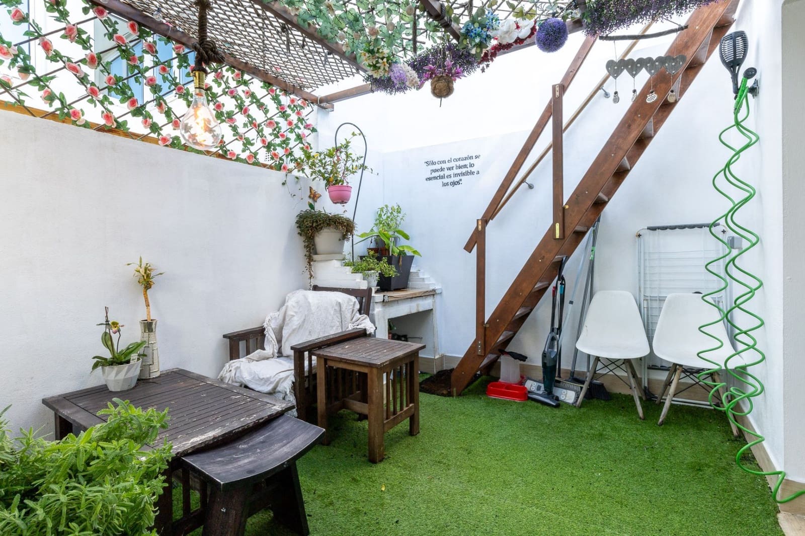 Casa de 3 habitaciones en Oliva en venta - 160.000 € (Ref: 9445770)