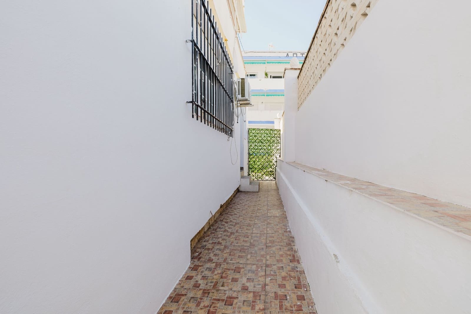 Piso de 3 habitaciones en Benalmádena en venta - 360.000 € (Ref: 9448612)