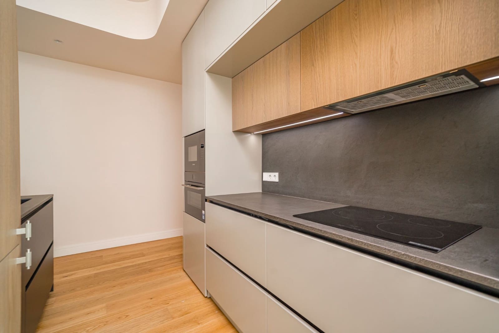 2 soveværelse Lejlighed til salg i Madrid by - € 1.420.000 (Ref: 9451629)