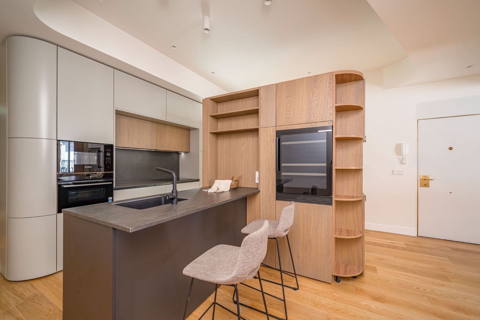 2 soveværelse Lejlighed til salg i Madrid by - € 1.420.000 (Ref: 9451629)