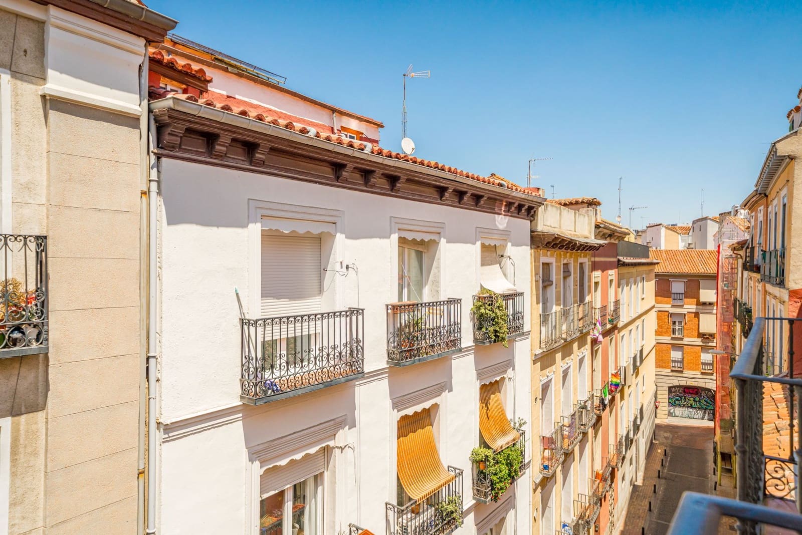 2 soveværelse Lejlighed til salg i Madrid by - € 1.420.000 (Ref: 9451629)