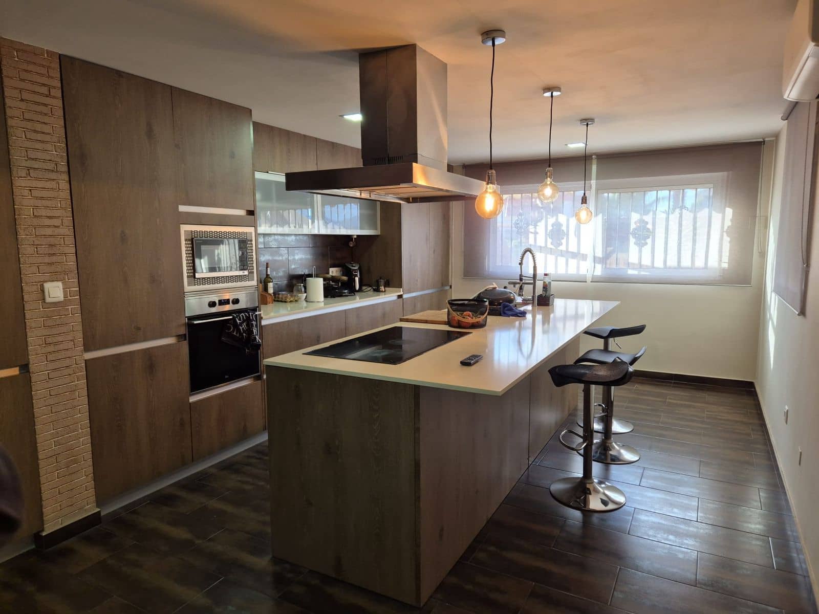 4 soveværelse Villa til salg i Muchamiel / Mutxamel med swimmingpool garage - € 420.000 (Ref: 9451631)